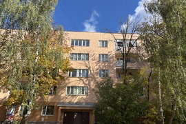 Комната 12 м.кв Большевиков 1